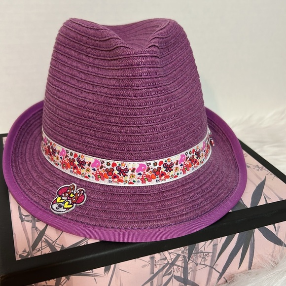 Disney Parks Minnie Mouse Hat - Youth - EUC - Picture 9 of 12